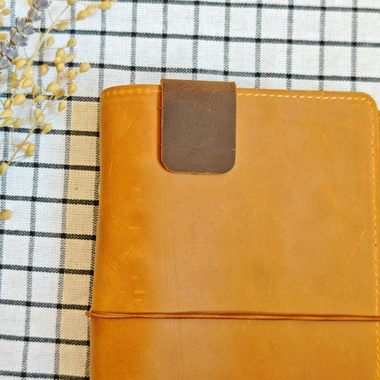 Genuine leather magnetic bookmark